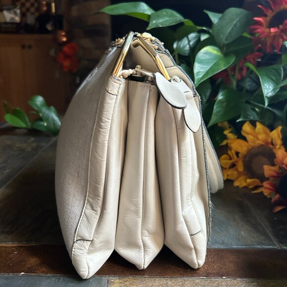 Phillippe Classic Travel Handbag - Picture 12 of 16